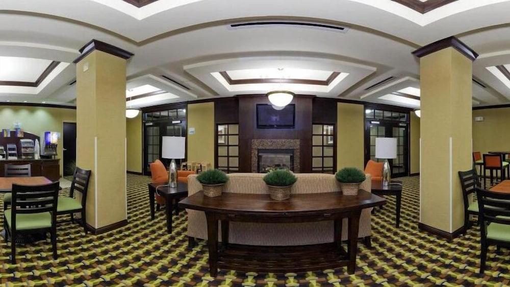 فندق وأجنحة هوليداي إن إكسبريس ريتشوود - سينسيناتي ساوث Richwood المظهر الخارجي الصورة